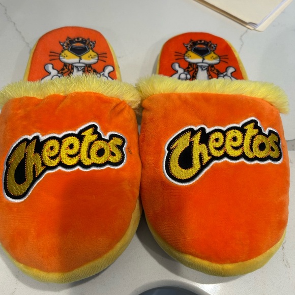 Lot of Frosted Flakes Tony Tiger and Chester Cheetah Cheetos Slippers M L - Picture 3 of 4